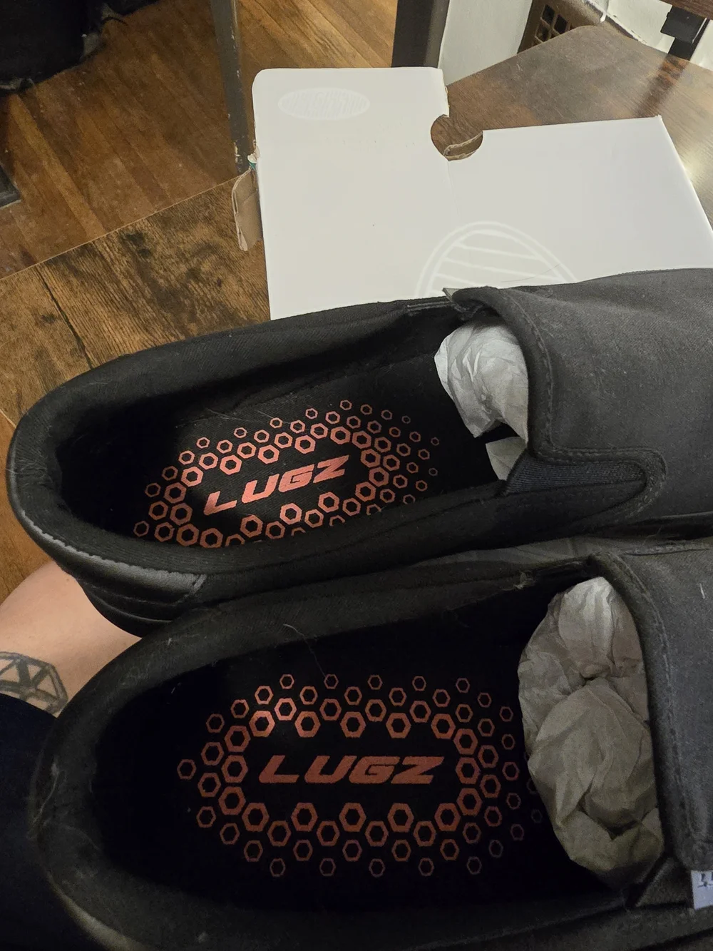 Men's LUGZ Slip-On Canvas Casual Shoes / 12w / Black